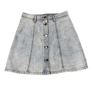 H&M DIVIDED Light Wash Denim Jean Mini Skirt Size 2 Button Front